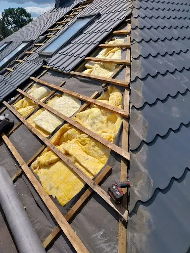 Prow Dach - Solidny dekarz Warszawa Naprawa dachu